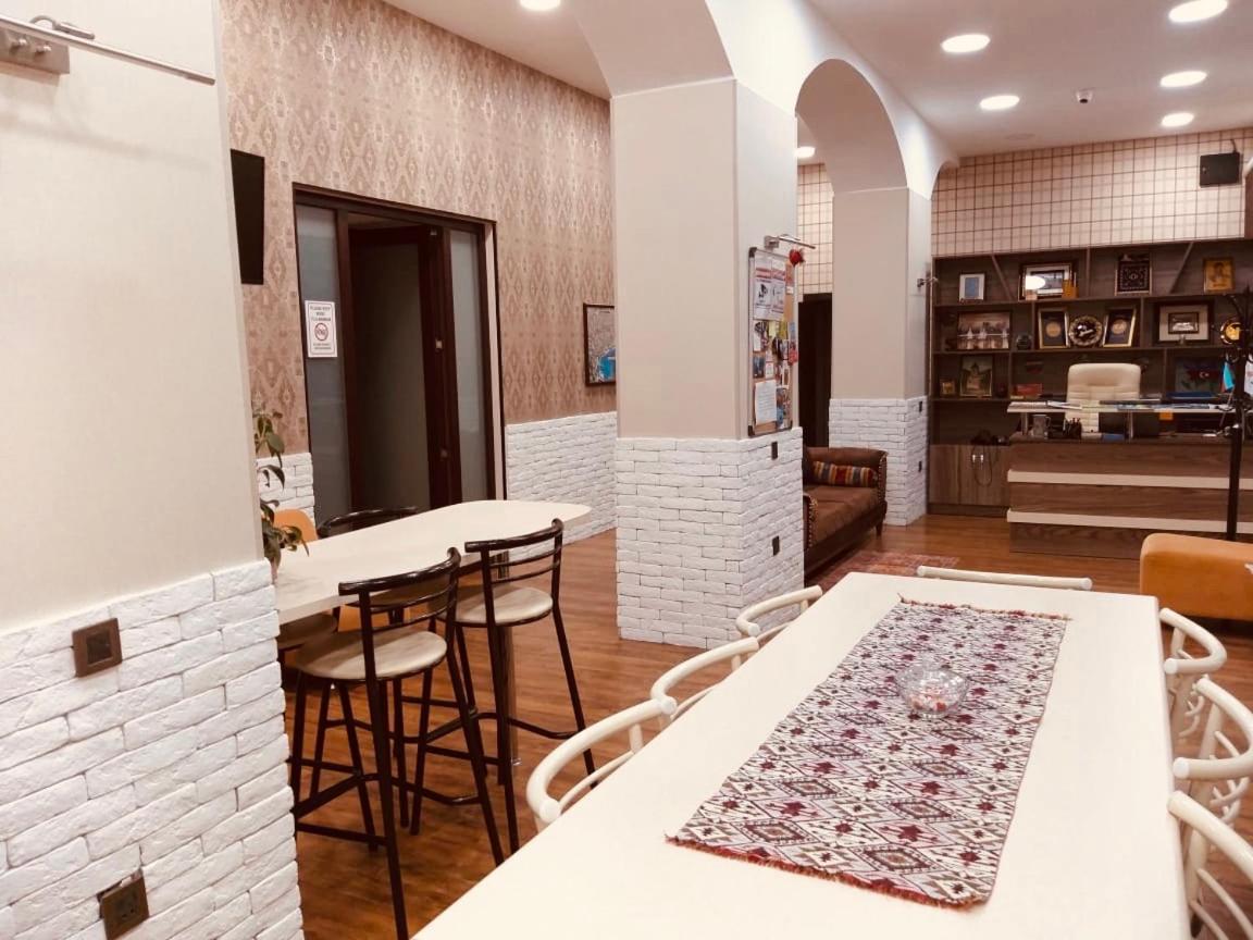 Salam Hostel Baku Eksteriør bilde
